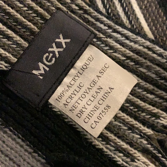 Mexx scarf - Picture 4 of 5